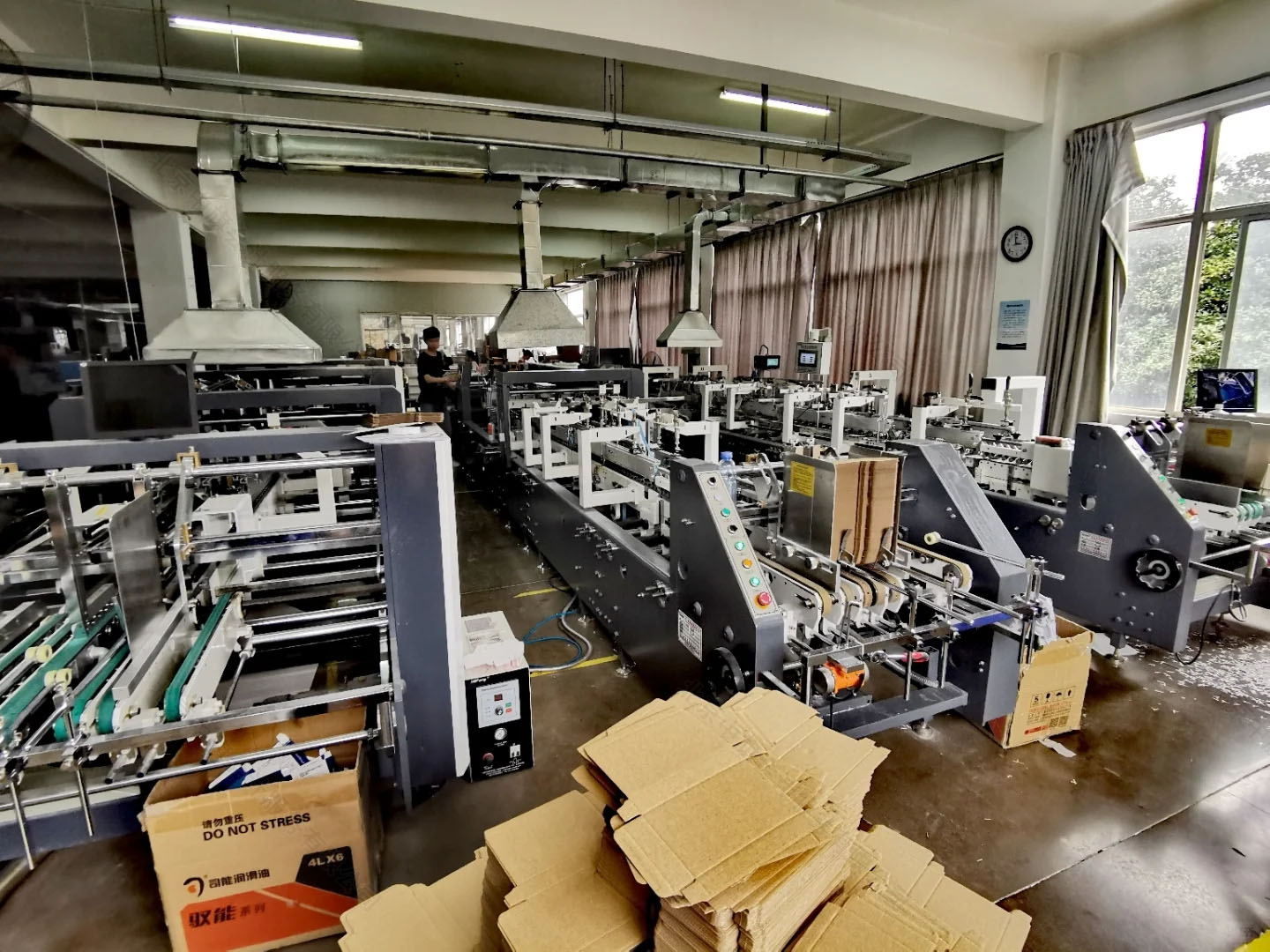 公司設(shè)備這些很是值錢的.jpg 公司設(shè)備這些很是值錢的.jpg