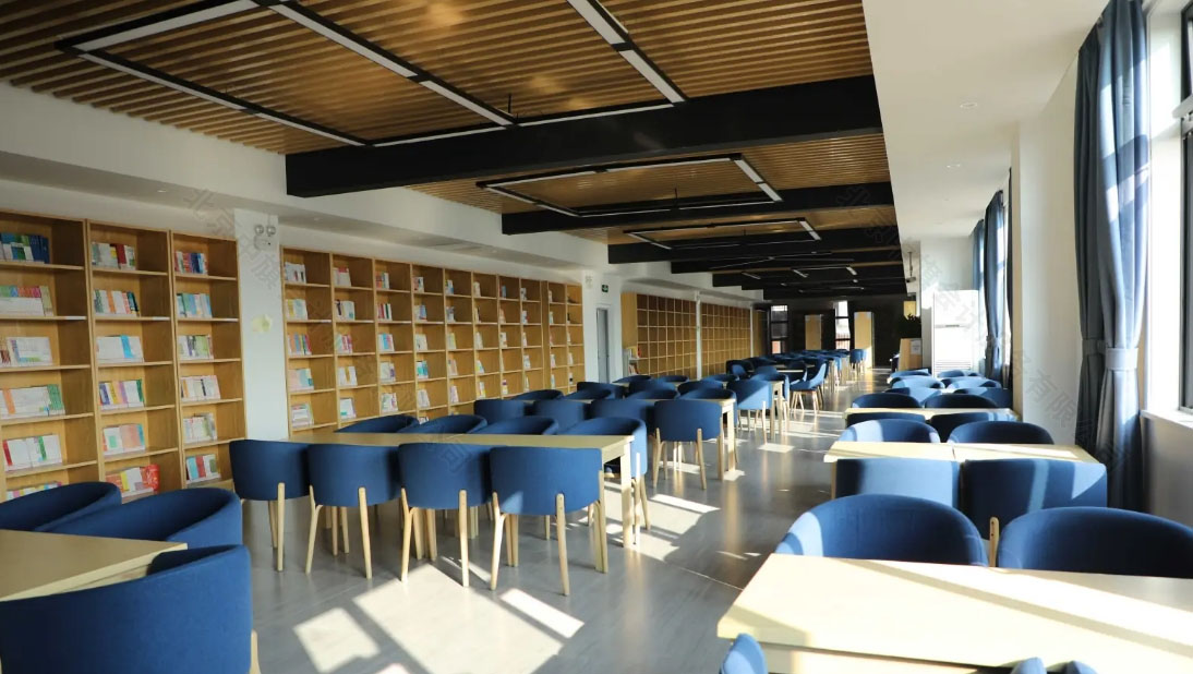 校園圖書館.jpg 校園圖書館.jpg