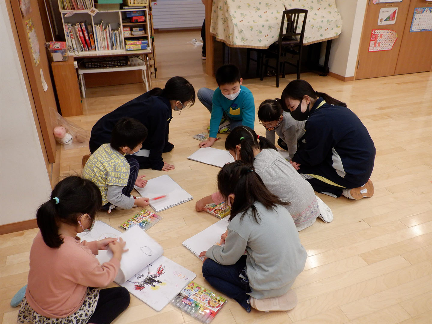 家政保育類.jpg 家政保育類.jpg