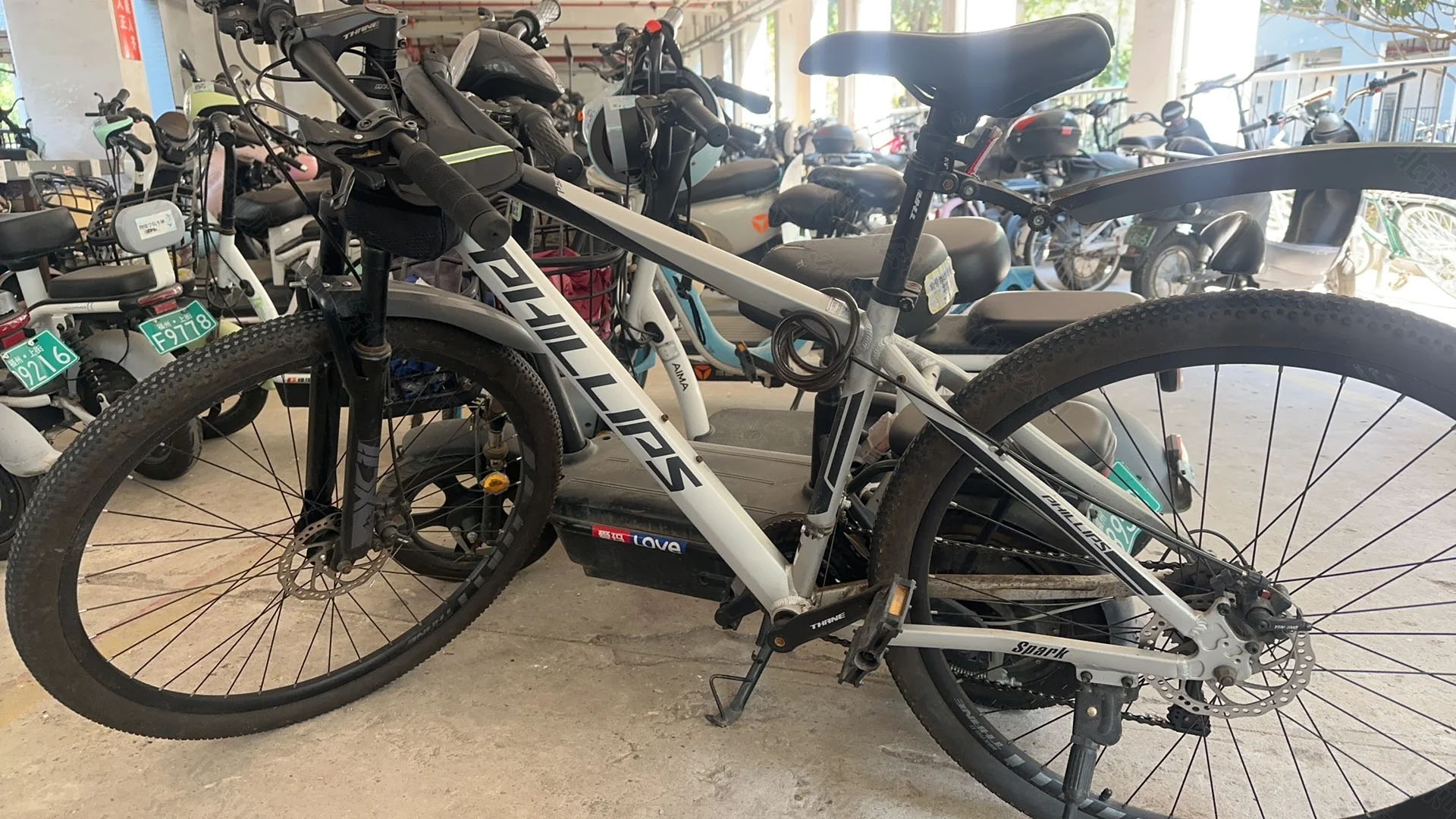 組件一個(gè)自行車車隊(duì).jpg 組件一個(gè)自行車車隊(duì).jpg