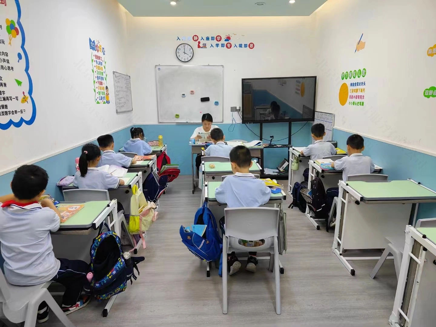 我們家小寶寶在的托管班.jpg 我們家小寶寶在的托管班.jpg