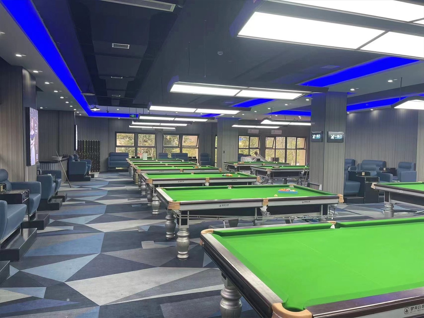 冷門時段壓根就沒有人 冷門時段壓根就沒有人