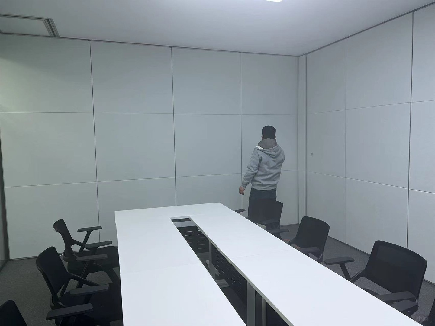 正在除甲醛的師傅 正在除甲醛的師傅