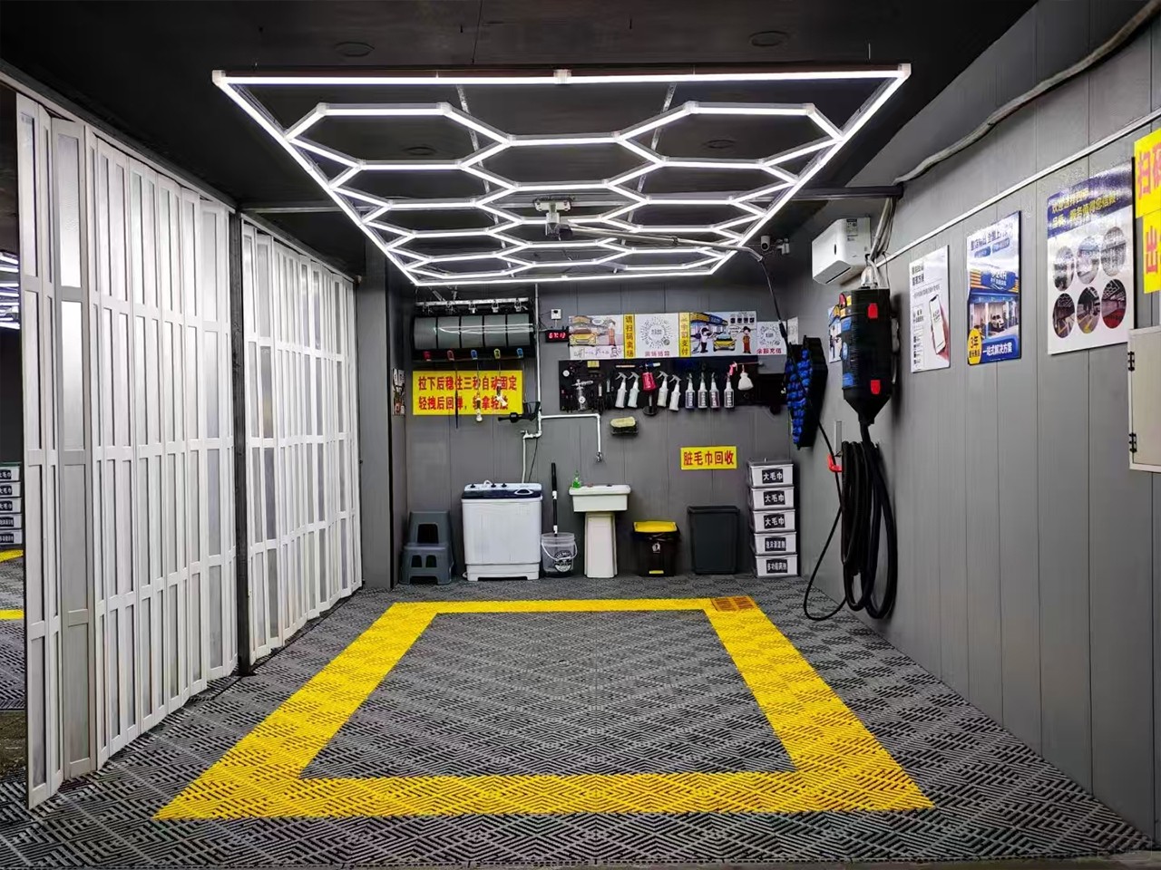 洗車店內(nèi)部照片 洗車店內(nèi)部照片