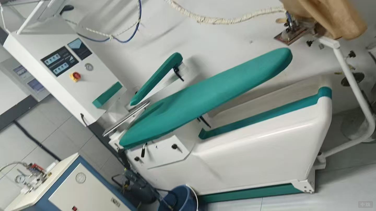 干洗店的設(shè)備都不便宜