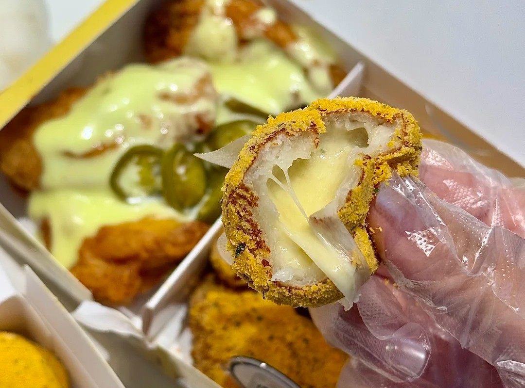 剛買的炸雞小丸子，看著就好吃吧