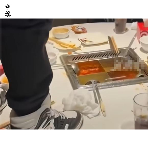 海底撈“小便”事件結(jié)束了，法院判肇事者賠220萬元